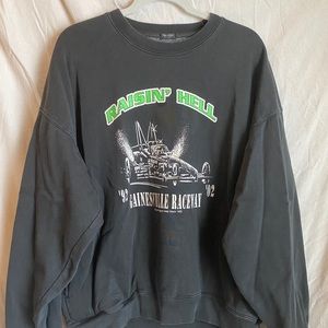 COPY - Black crew neck sweatshirt with pockets